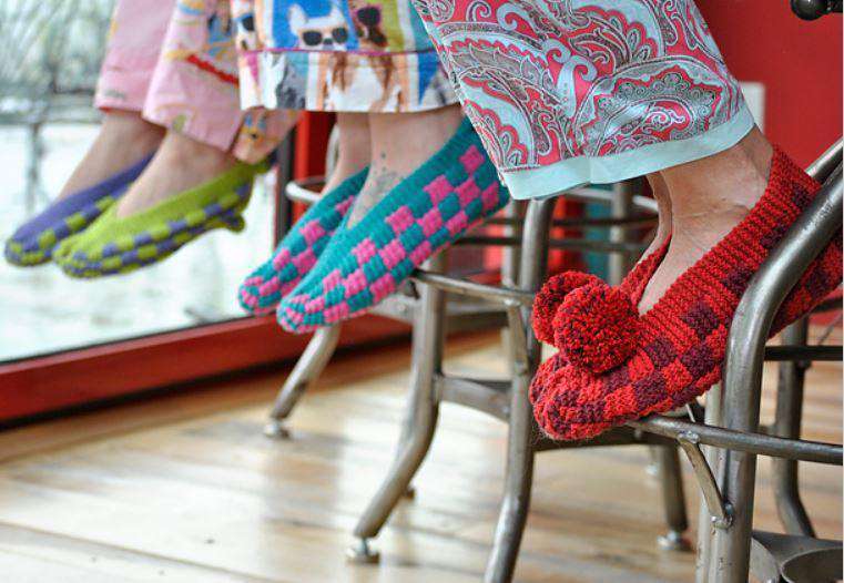 Cushy Checked Slippers by Becky Moss  *Skacel Pattern*