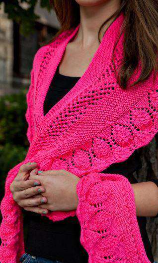 Sizzle Lace Scarf by Universal Yarn Design Team