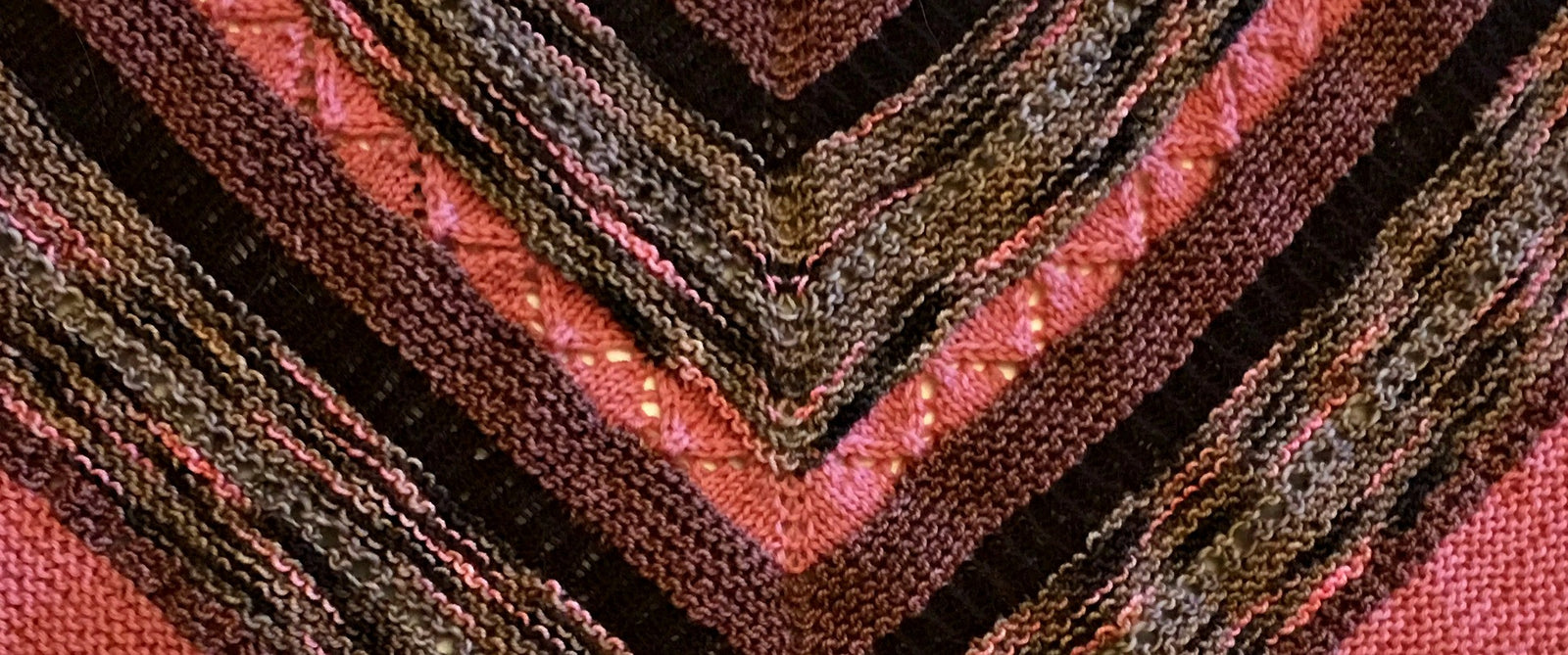 A Mystery Knit-Along and a Mystery Solved: What is a Garter Tab?