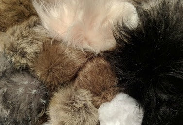 Make Your Own Faux-Fur Pom Poms!