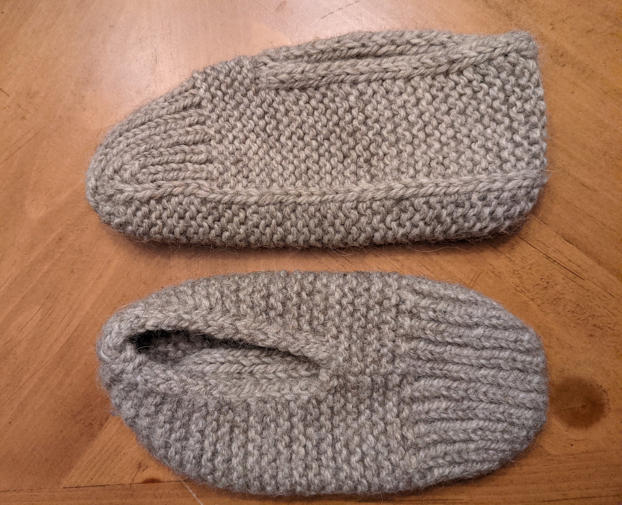 Quick & Easy Chunky Slippers for Gifts!