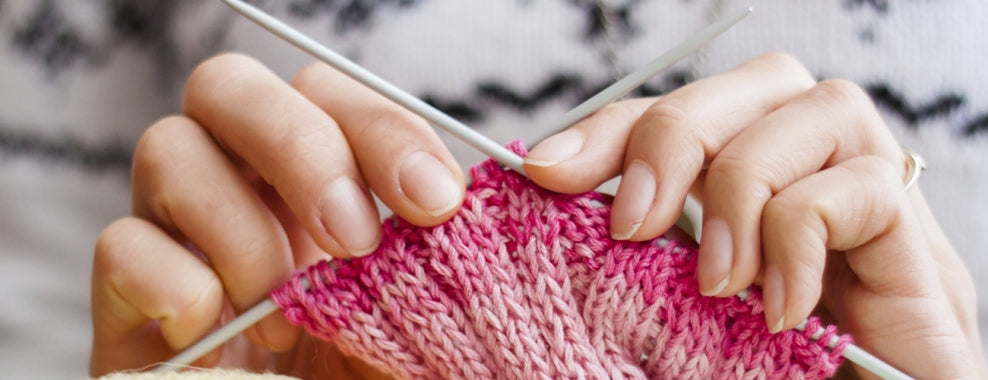 Knitting Tutorial: How To Fix A Split Stitch With a Duplicate Stitch