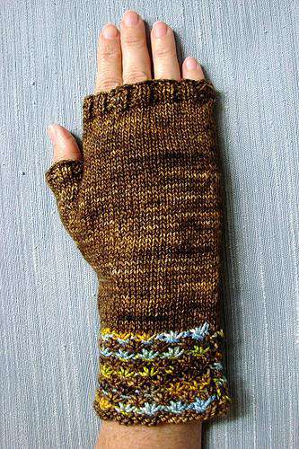 Madelinetosh Daisy Mitts PATTERN ONLY