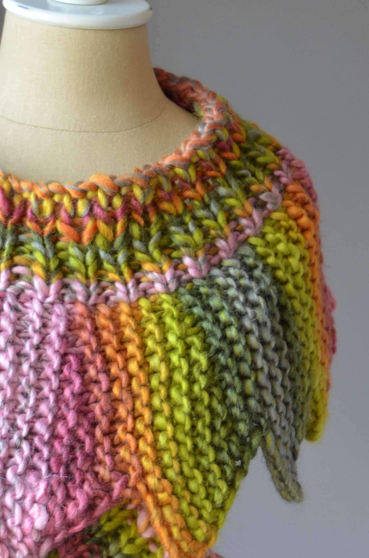 18 Petals by Amy Gunderson-Patterns-Universal Yarns-Alpaca Direct