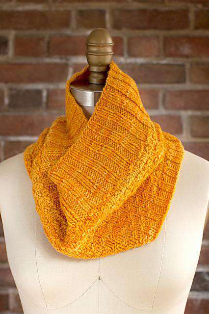 Antuco by Amy Christoffers-Patterns-Manos del Uruguay-Alpaca Direct