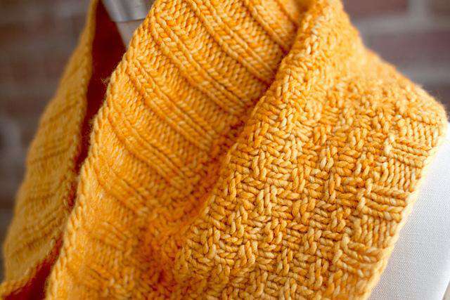 Antuco by Amy Christoffers-Patterns-Manos del Uruguay-Alpaca Direct