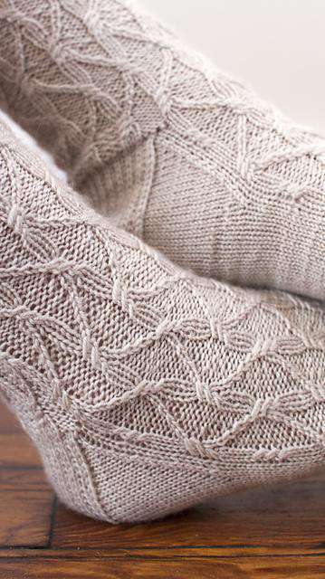 Manayunk by Lori Gayle-Patterns-Manos del Uruguay-Alpaca Direct