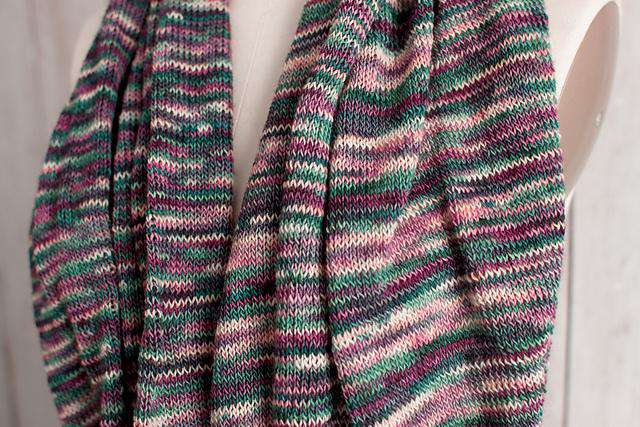 Marina Circle Scarf by Fairmount Fibers Design Team-Patterns-Manos del Uruguay-Alpaca Direct