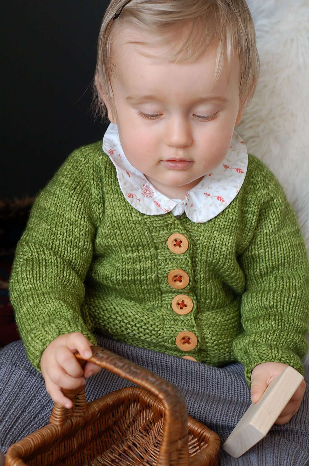 Petites Feuilles Cardigan by Lisa Chemery-Patterns-Lisa Chemery-Alpaca Direct