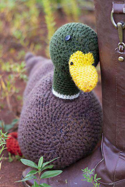 Duck Huntin' Sue by Universal Yarn-Patterns-Universal Yarns-Alpaca Direct