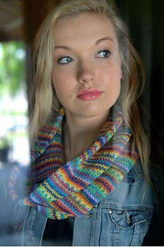 F556 Simple Cowl by Plymouth Yarn Design Studio-Patterns-Plymouth Yarn-Alpaca Direct