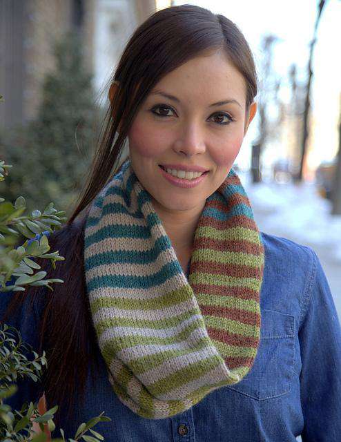 F628 Cowl by Plymouth Yarn Design Studio-Patterns-Plymouth Yarn-Alpaca Direct