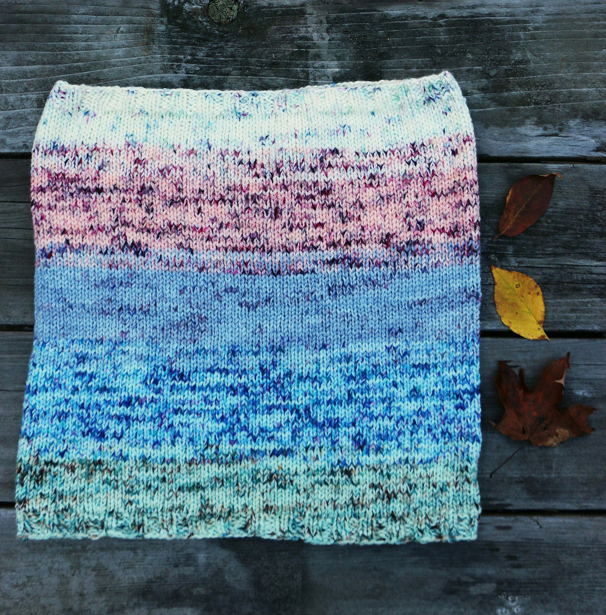 Color Drift Cowl by Stephanie Shiman-Patterns-Frabjous Fibers-Alpaca Direct