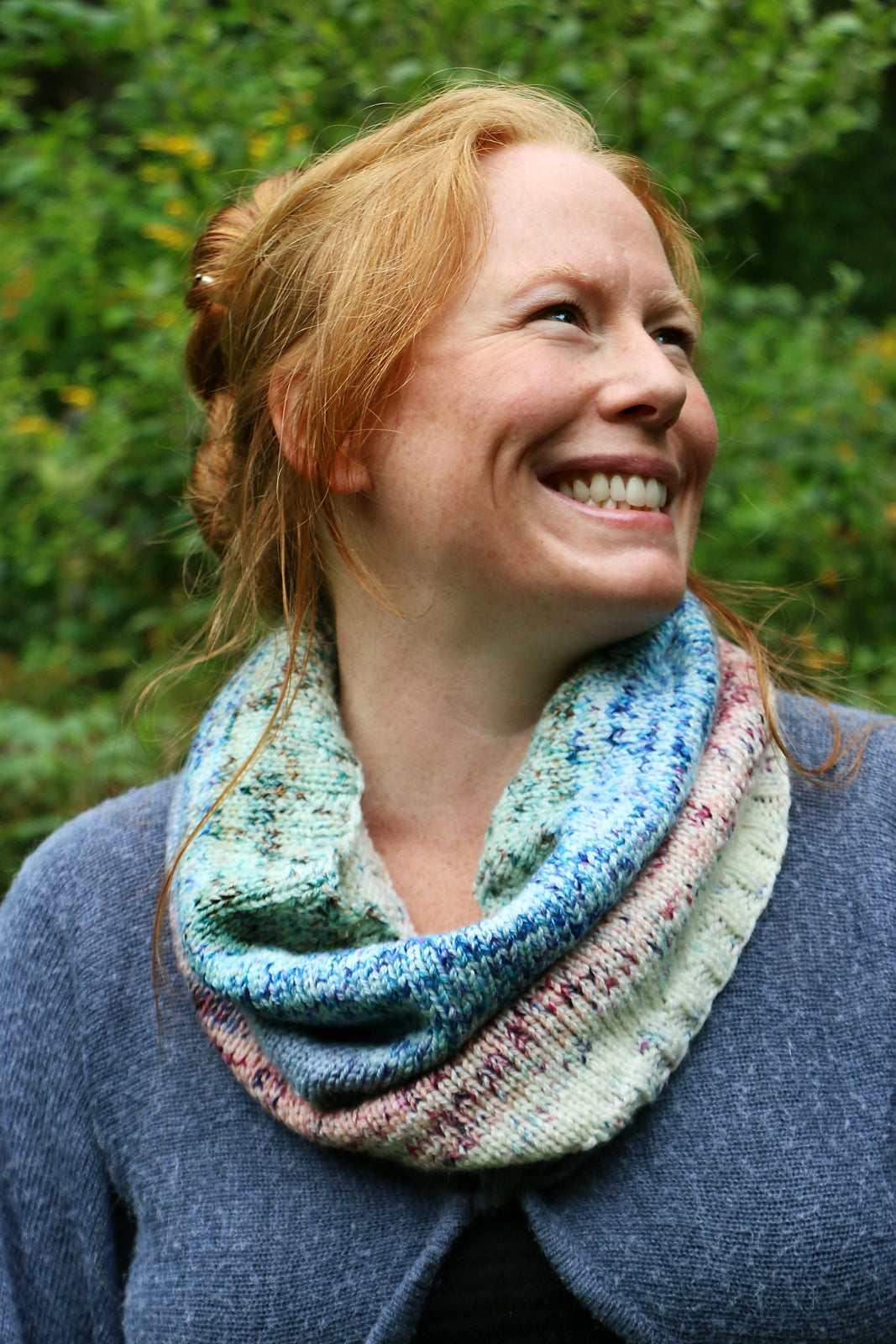 Color Drift Cowl by Stephanie Shiman-Patterns-Frabjous Fibers-Alpaca Direct