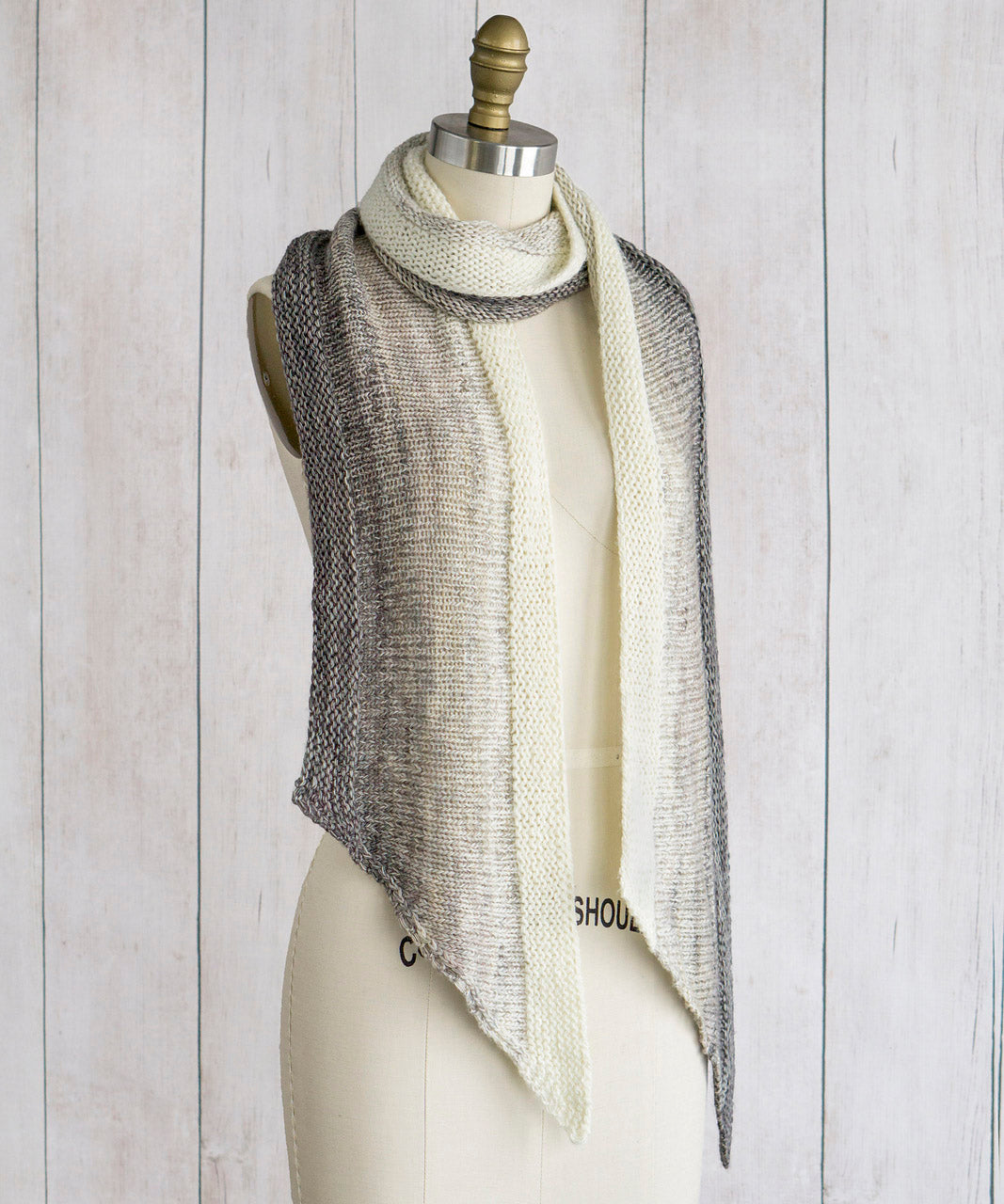 Gradiente by Jocelyn Tunney-Patterns-Manos del Uruguay-Alpaca Direct