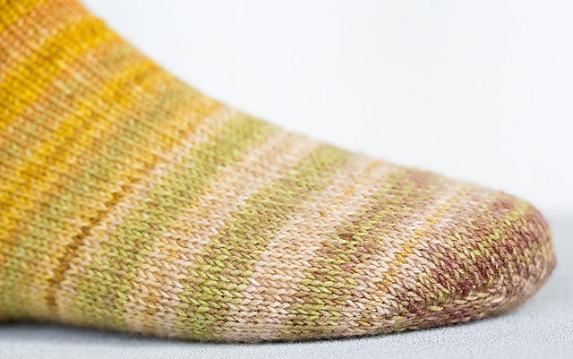 Mahelle Top Down Socks *Urth Yarns Free Pattern*-Patterns-Urth Yarns-Alpaca Direct