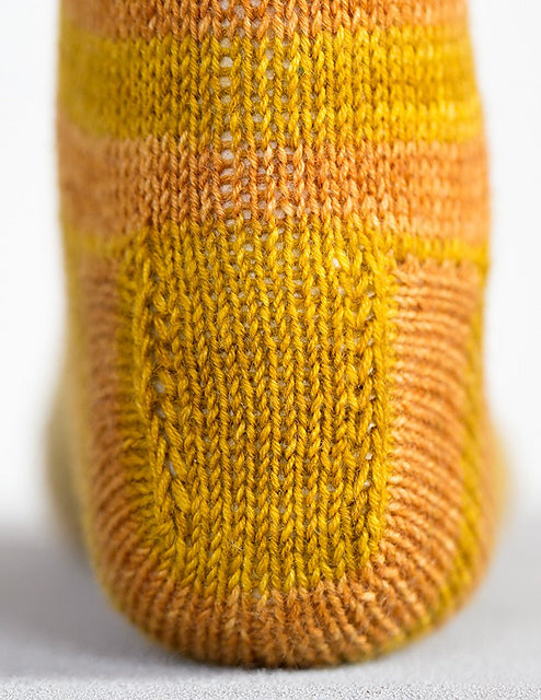 Mahelle Toe up *Urth Yarns Free Pattern*-Patterns-Urth Yarns-Alpaca Direct