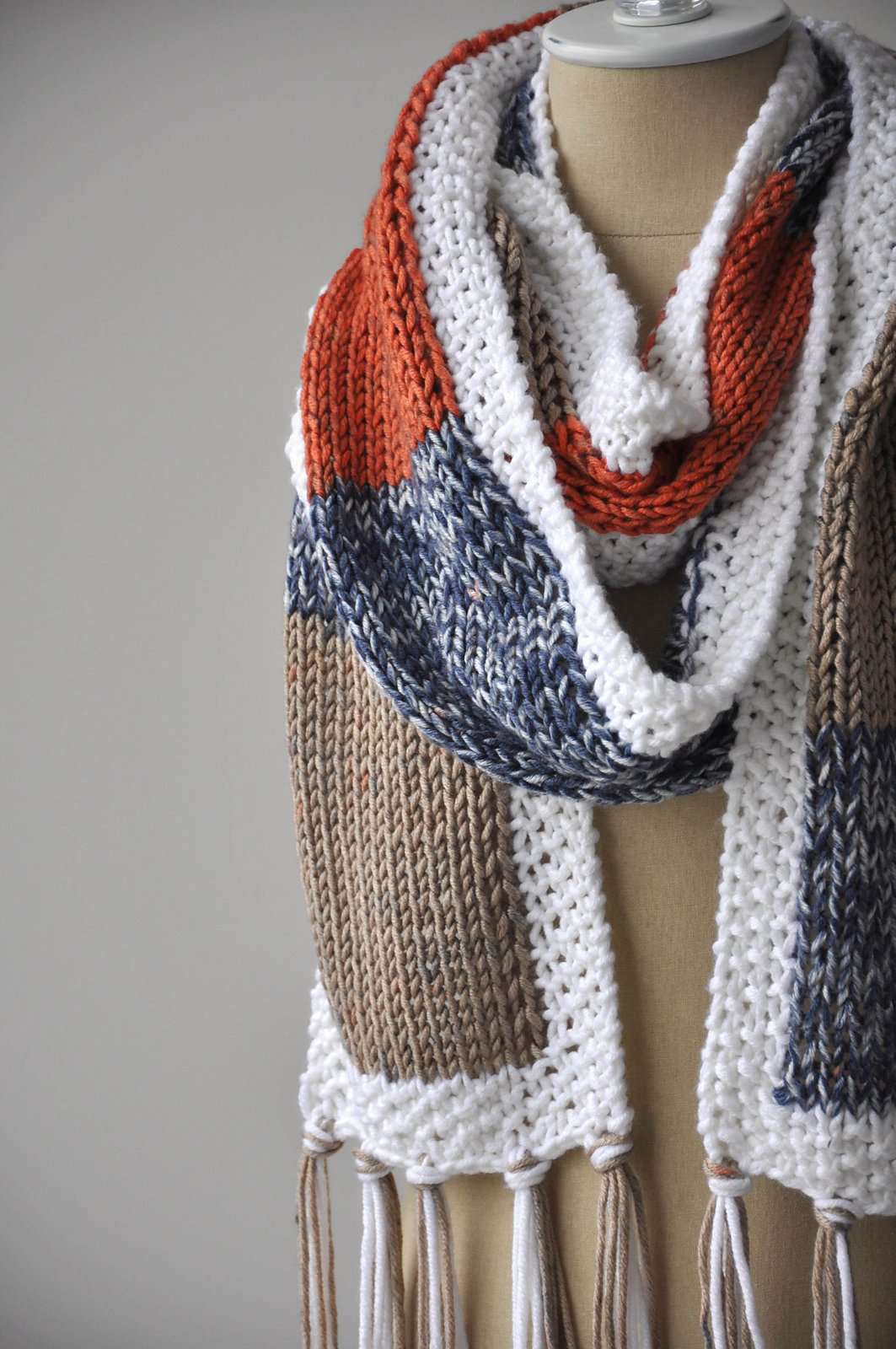 Megascarf by Universal Yarn-Patterns-Universal Yarns-Alpaca Direct