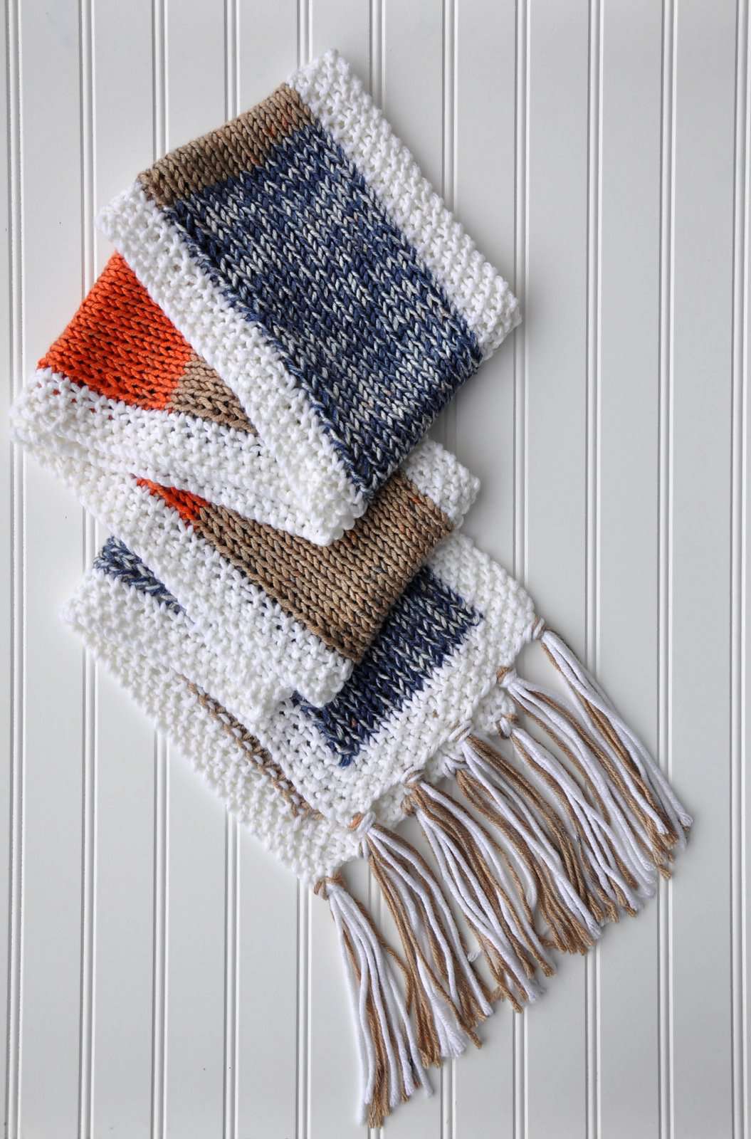 Megascarf by Universal Yarn-Patterns-Universal Yarns-Alpaca Direct