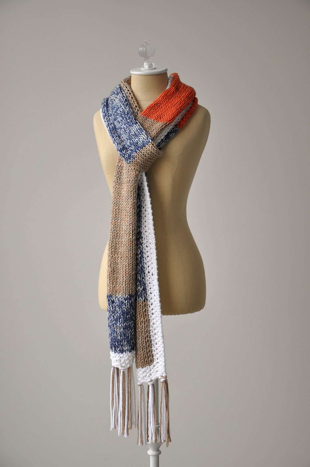 Megascarf by Universal Yarn-Patterns-Universal Yarns-Alpaca Direct