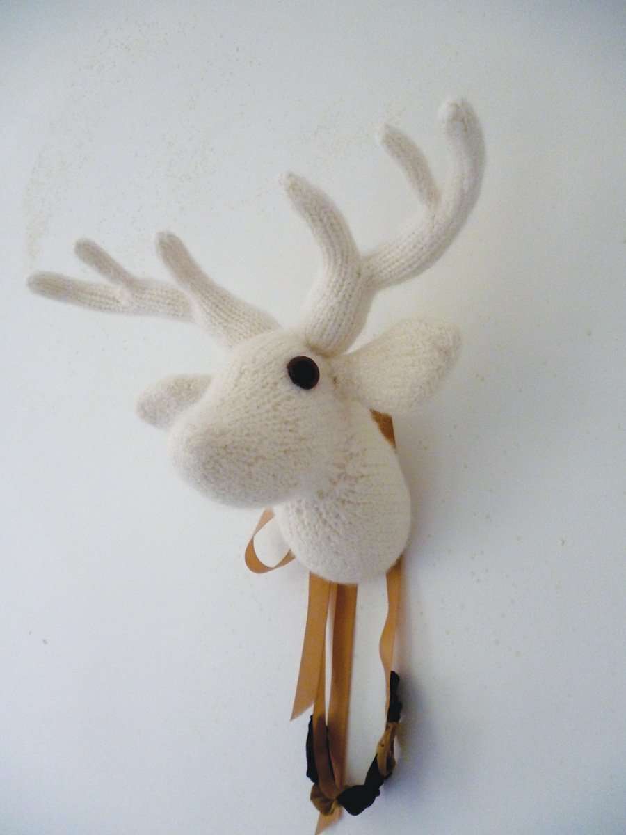 My Dear - A Deer Trophy by Claire Garland-Patterns-Claire Garland-Alpaca Direct