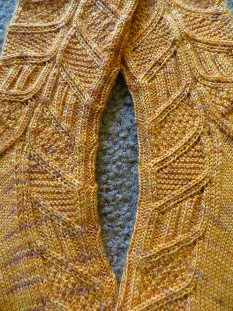 Rufus Socks by Verybusymonkey-Patterns-Verybusymonkey-Alpaca Direct