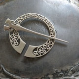 Runa Penannular Brooch-Notions-Jul Designs-Alpaca Direct Main image