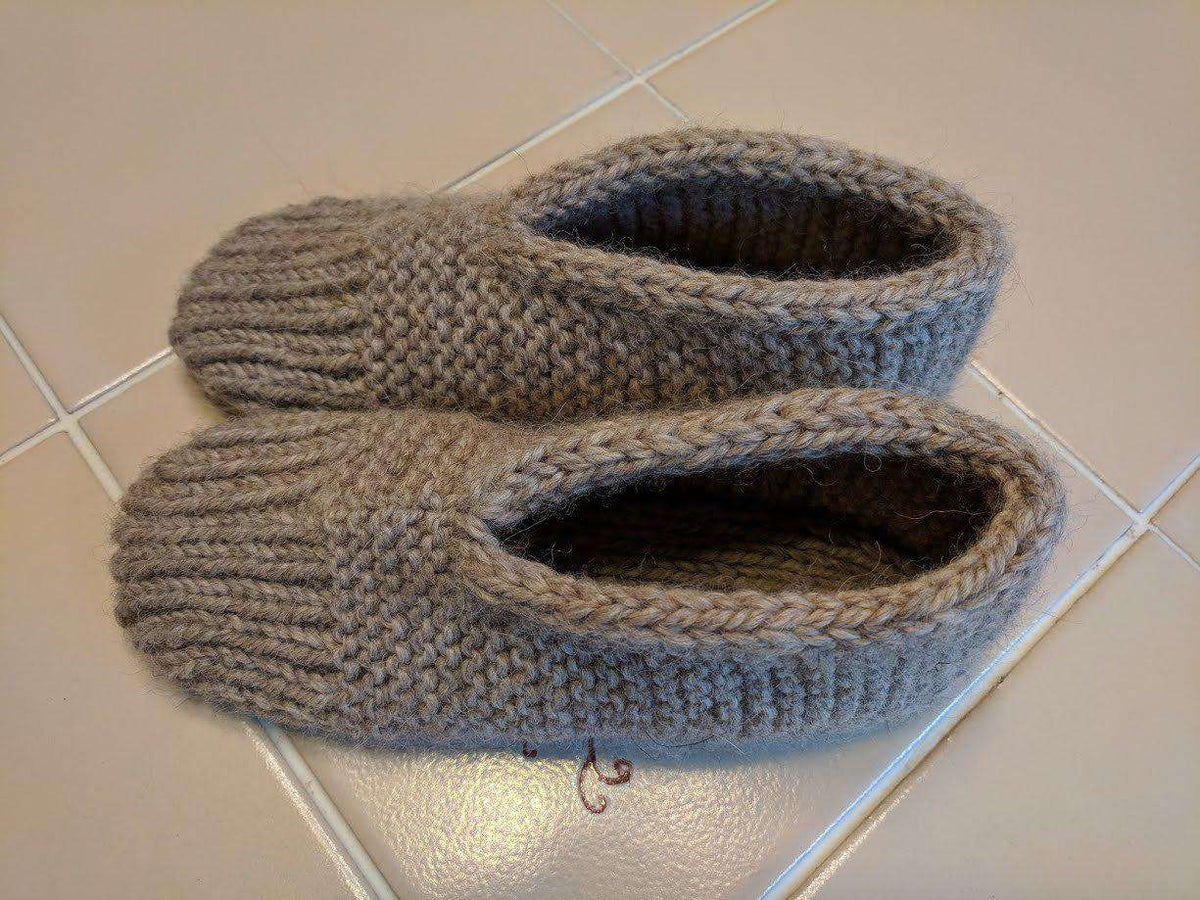 Mrs. Hupps Slippers by Kelley Hobart-Patterns-Alpaca Direct-Alpaca Direct