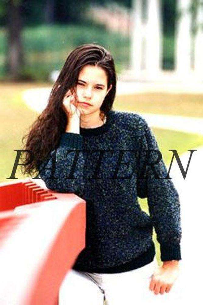 Alpaca Boucle Oversized Pullover Pattern-Patterns-Plymouth Yarn-Alpaca Direct