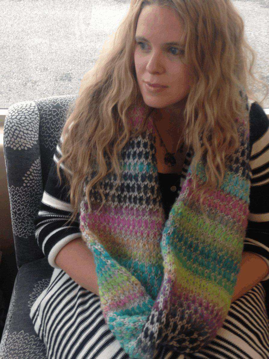 Chasing Rainbows Cowl- Pattern-Patterns-Alpaca Direct-Chasing Rainbows-Alpaca Direct