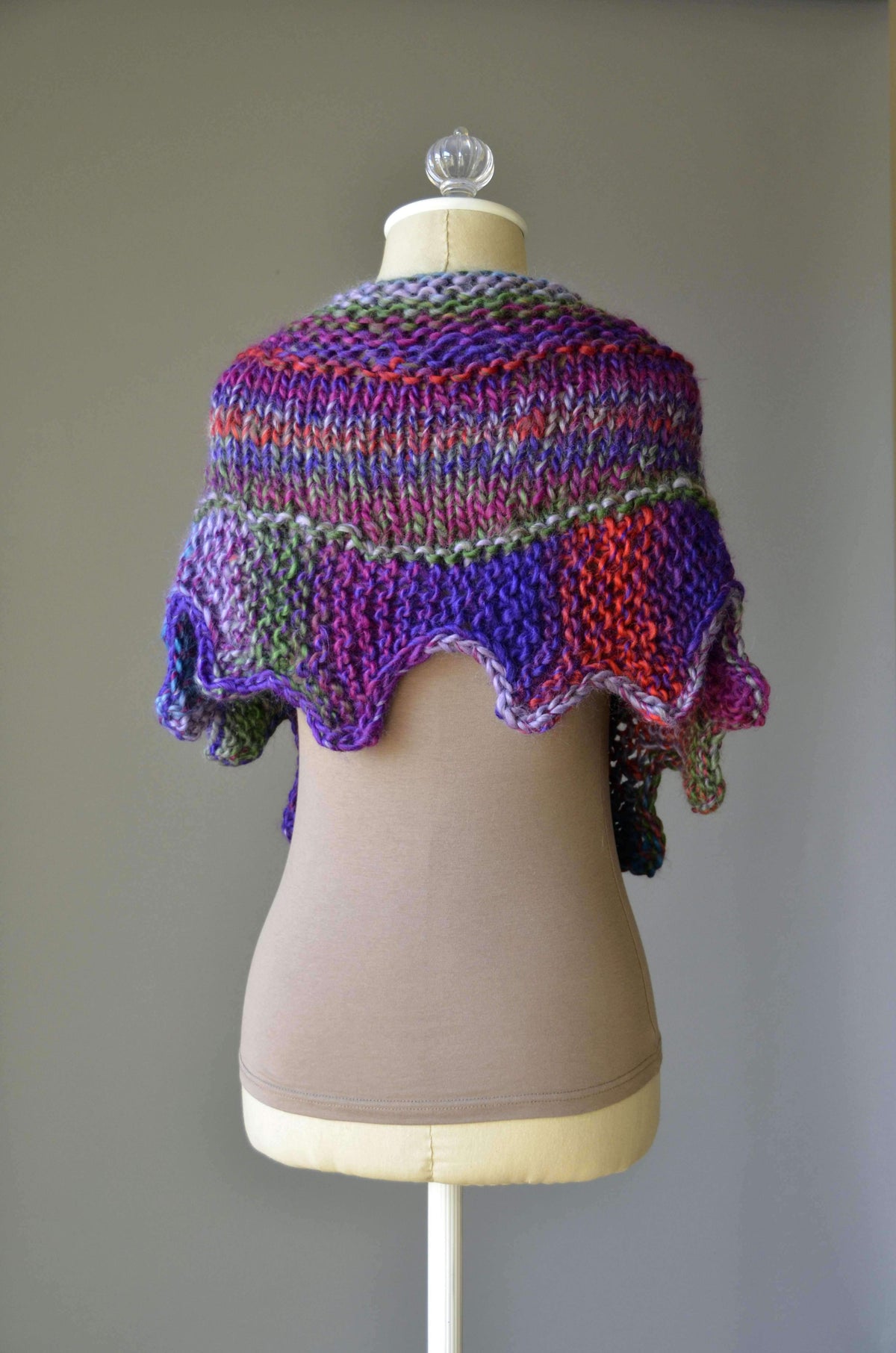 Cog Shawlette by Amy Gunderson-Patterns-Universal Yarns-Alpaca Direct