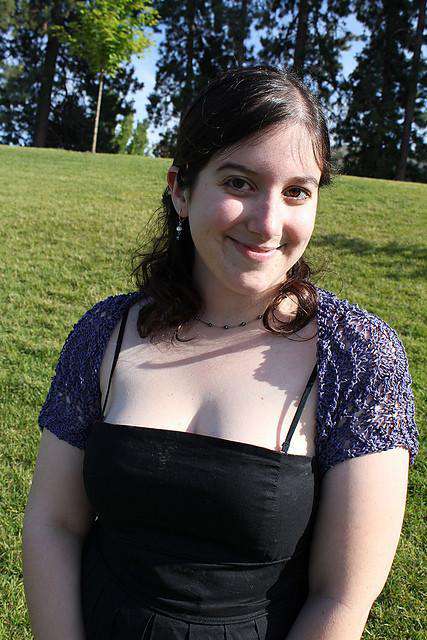 Cristaria Shrug Free Pattern Secondary image