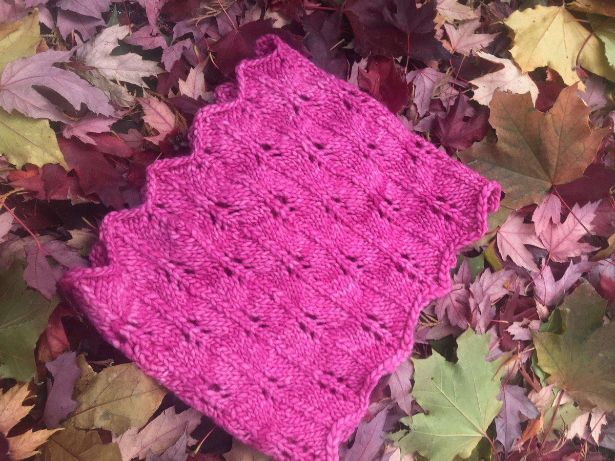 Flames Cowl By Kathleen Cubley-Patterns-Alpaca Direct-Alpaca Direct