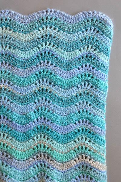 Inchworm Baby Blanket by Universal Design Team Secondary image