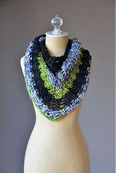 Little Big Shawl by Universal Yarn Design Team