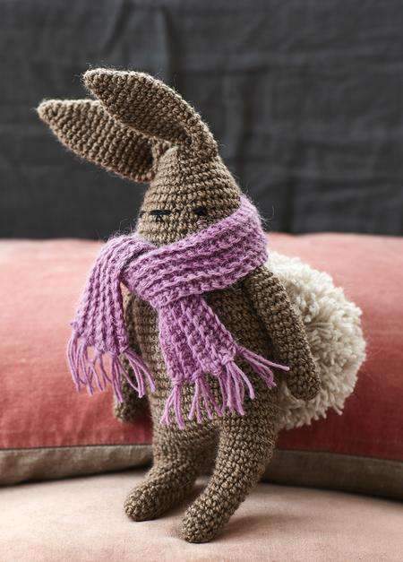 Lopsy Rabbit by Loop-Patterns-Alpaca Direct-Alpaca Direct