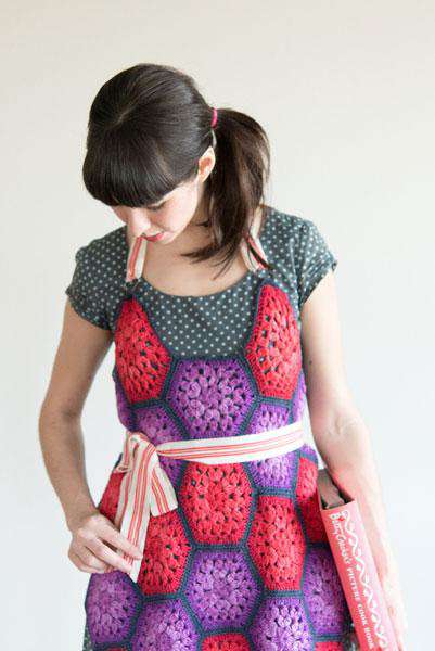Hexagon Apron by Skacel-Patterns-Skacel-Alpaca Direct