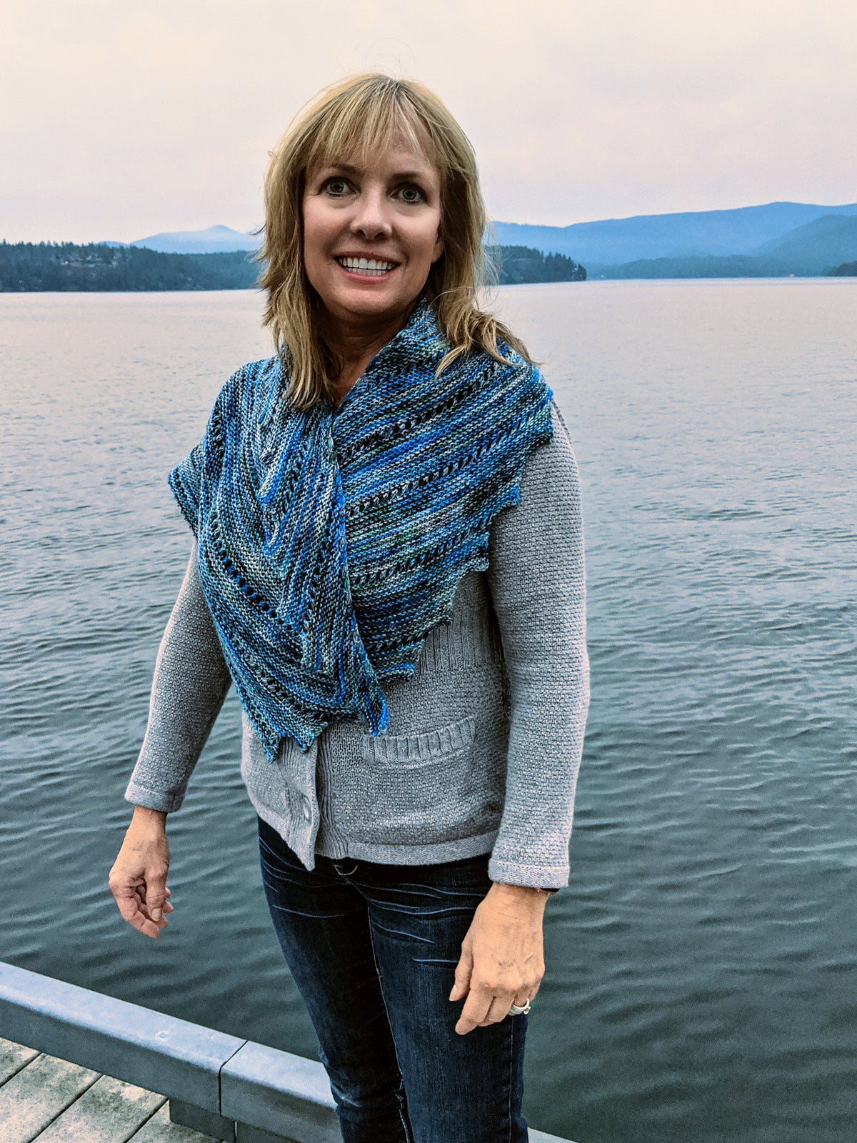 Sawtooth Shawl by Kelley Hobart-Patterns-Alpaca Direct-Alpaca Direct Main image