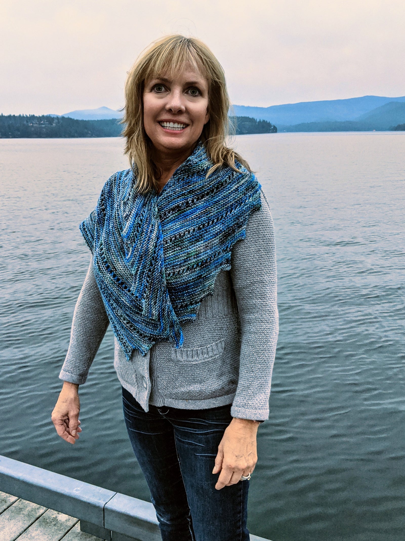 Sawtooth Shawl by Kelley Hobart
