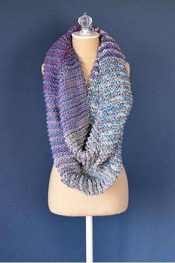 Squoosh Cowl by Universal Yarn Design Team *Universal Yarn Pattern*-Patterns-Universal Yarns-Alpaca Direct